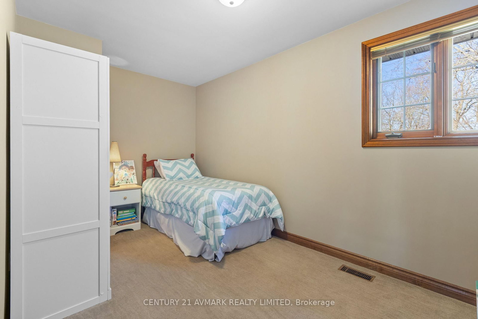 Detached House for sale at 5 Milburn Drive, Pelham, Ontario, L0S 1E4 - Fonthill - MLS: X12994608