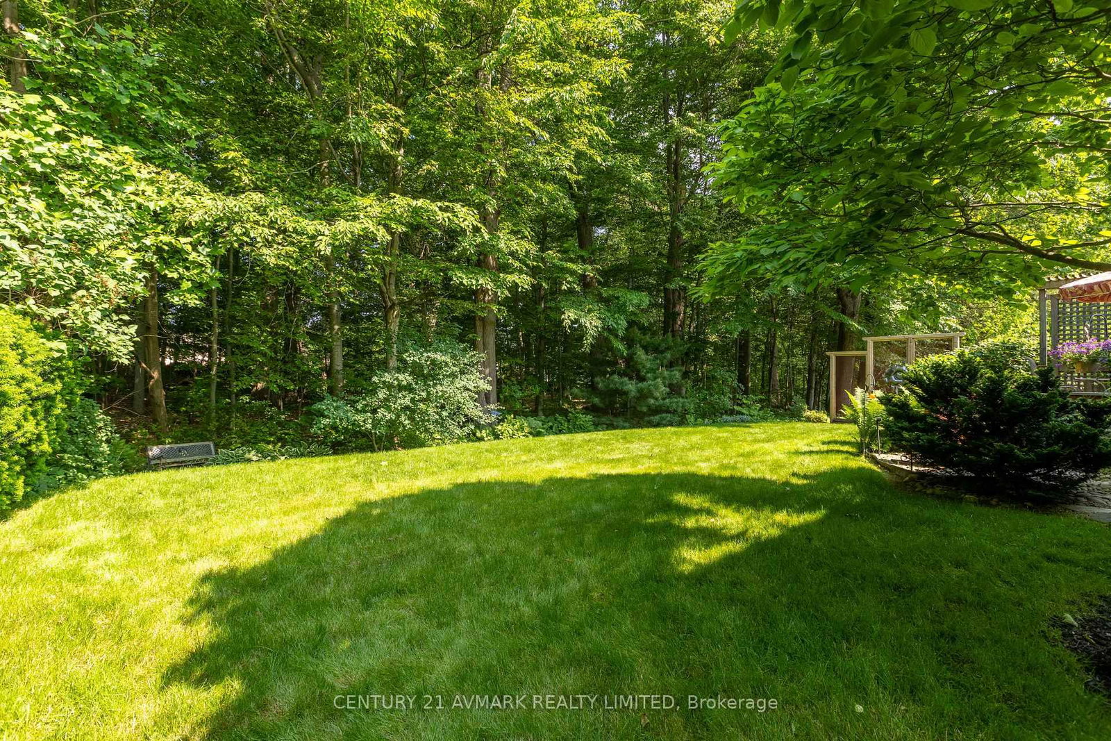 Detached House for sale at 5 Milburn Drive, Pelham, Ontario, L0S 1E4 - Fonthill - MLS: X12994608