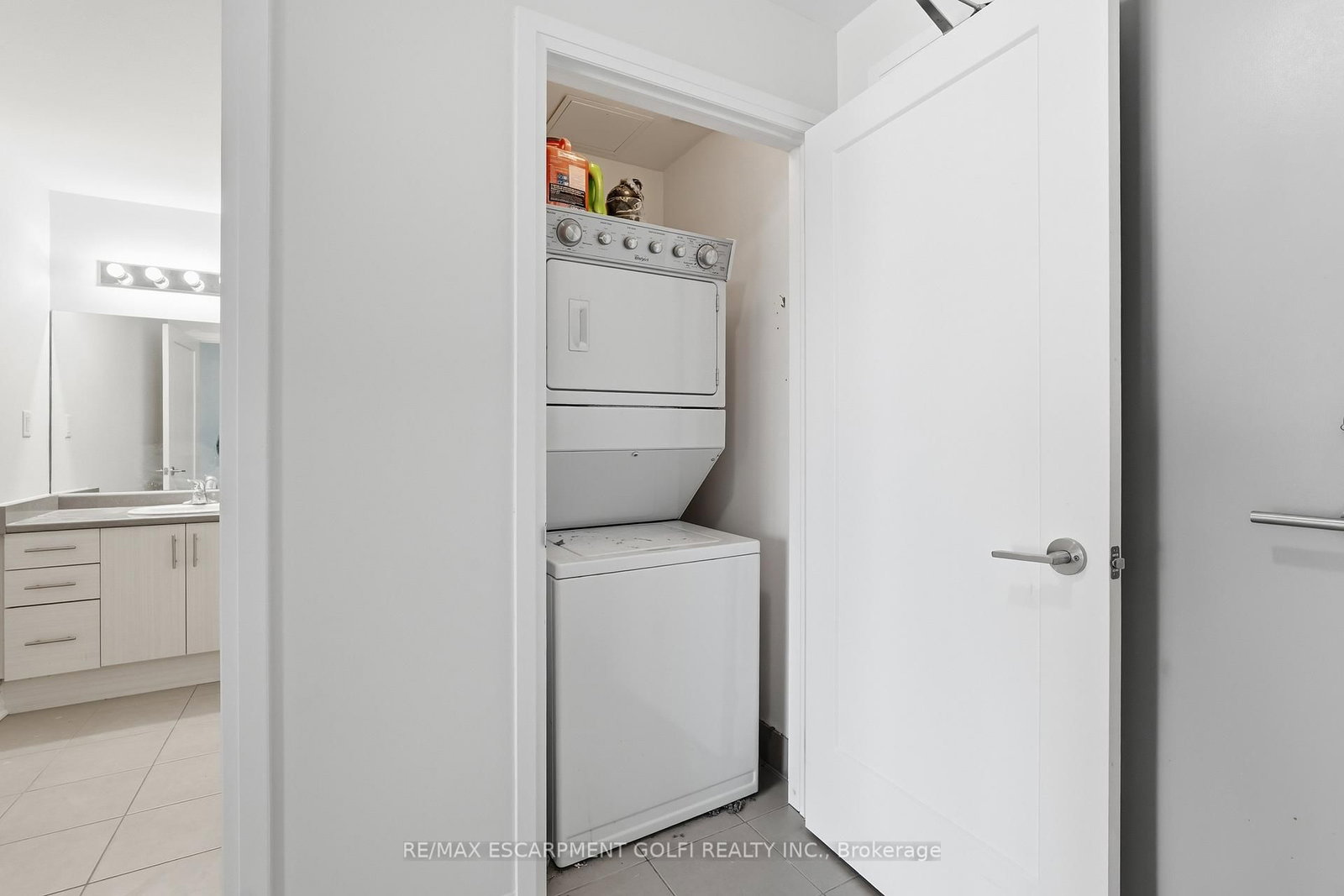 10 Concord Place, Unit 304 - Photo 25