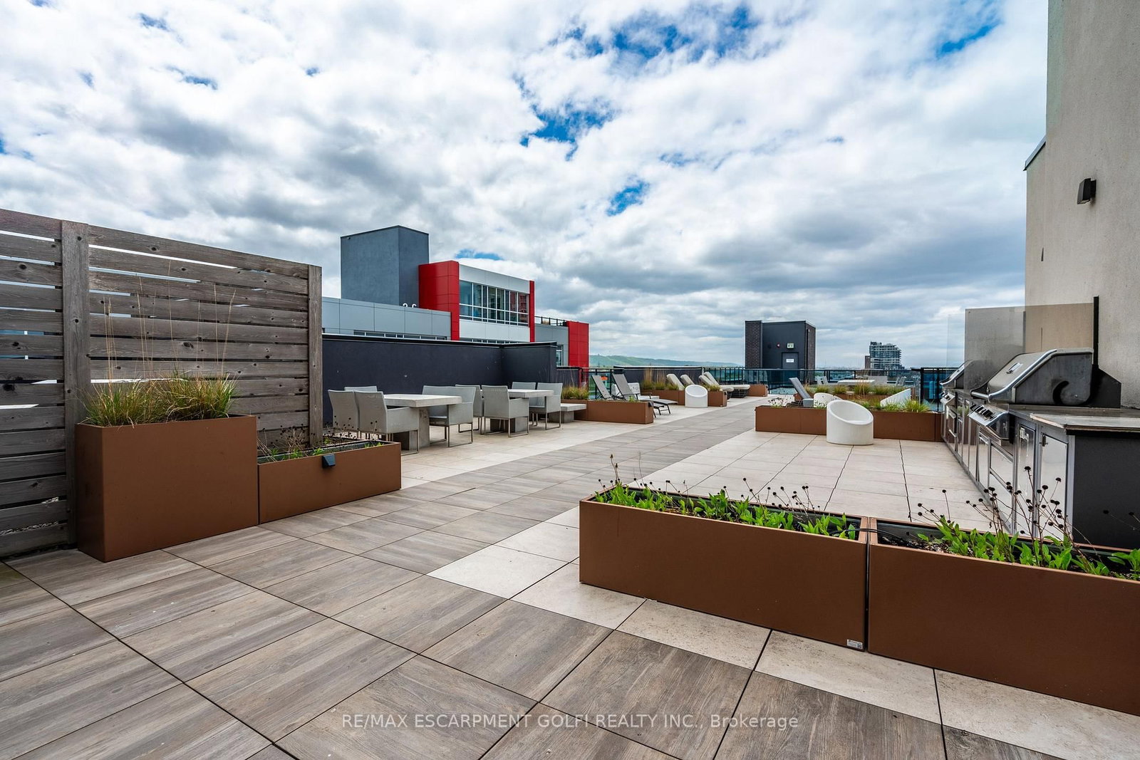 10 Concord Place, Unit 304 - Photo 29