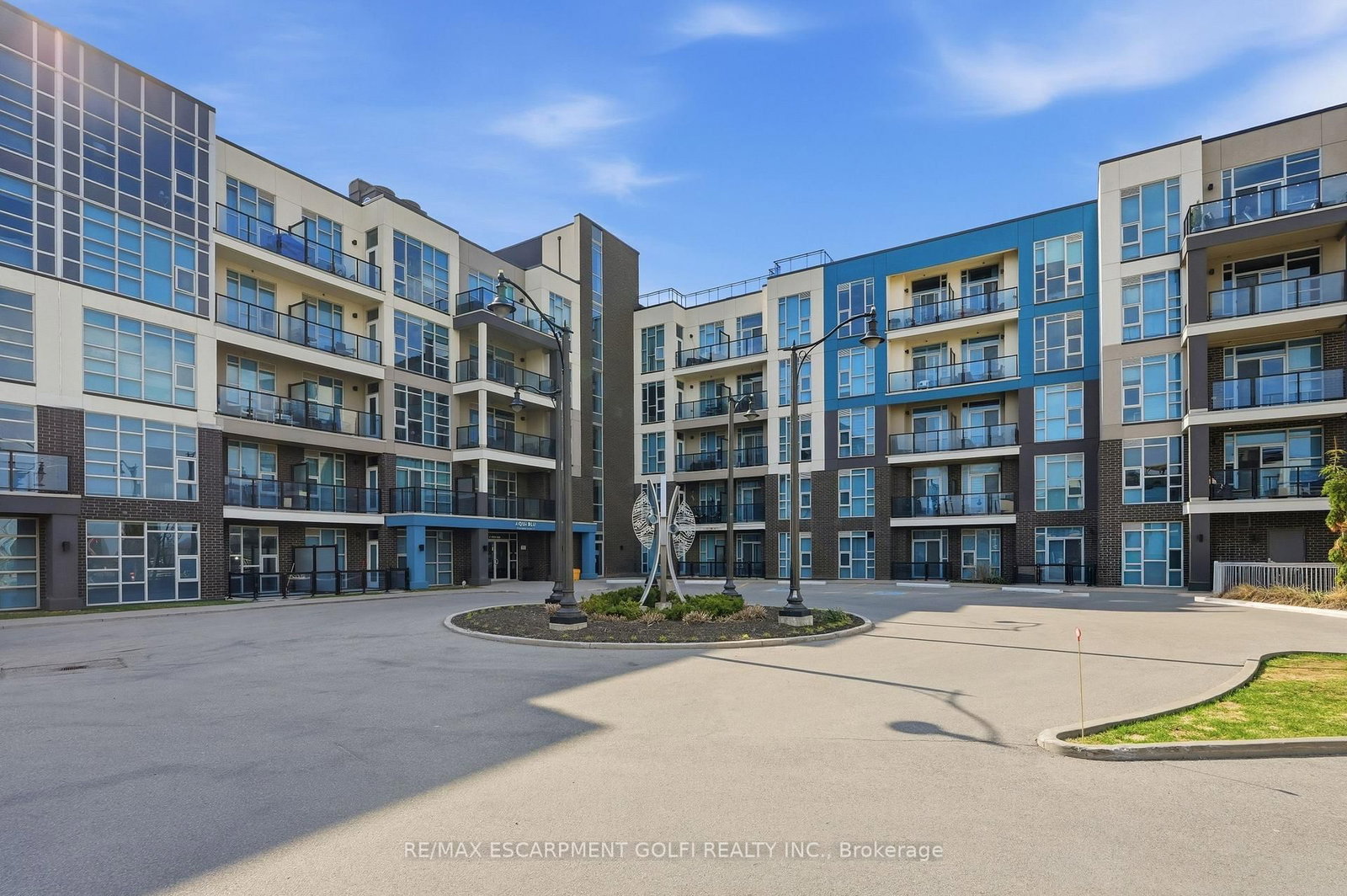 10 Concord Place, Unit 304 - Photo 3