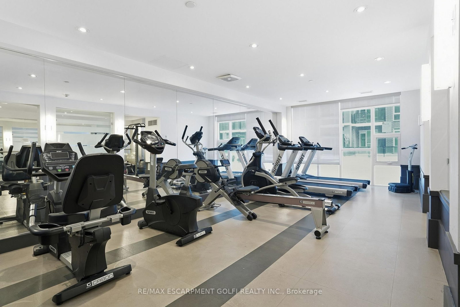 10 Concord Place, Unit 304 - Photo 34