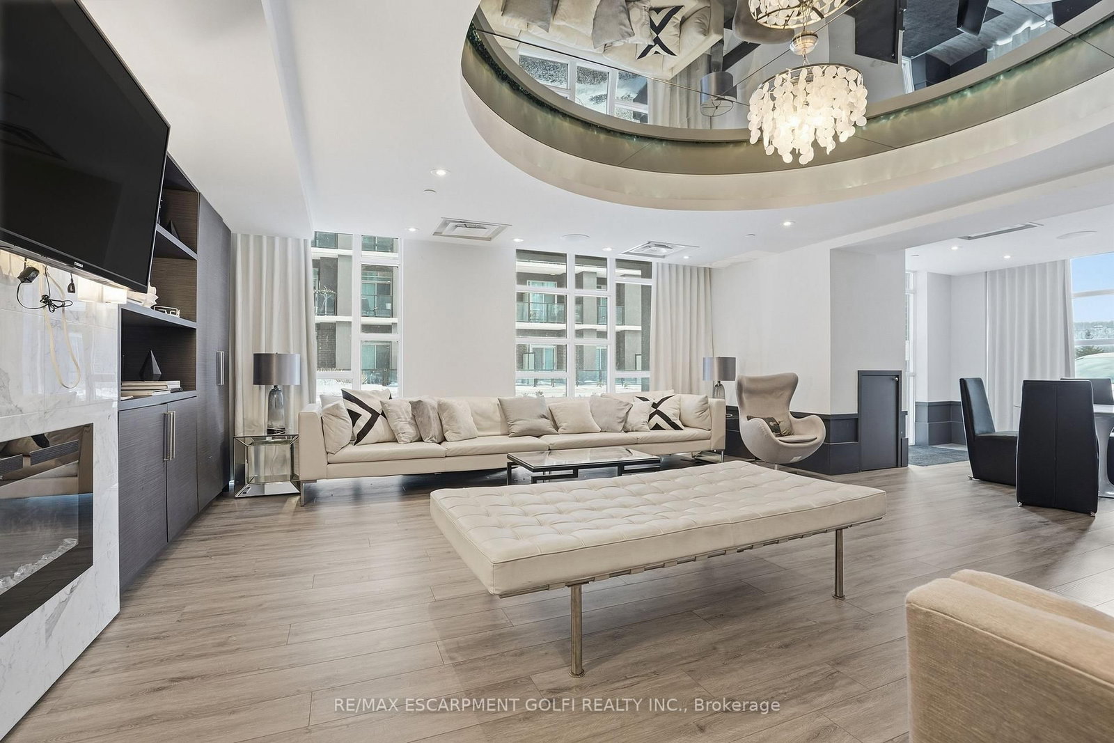 10 Concord Place, Unit 304 - Photo 37