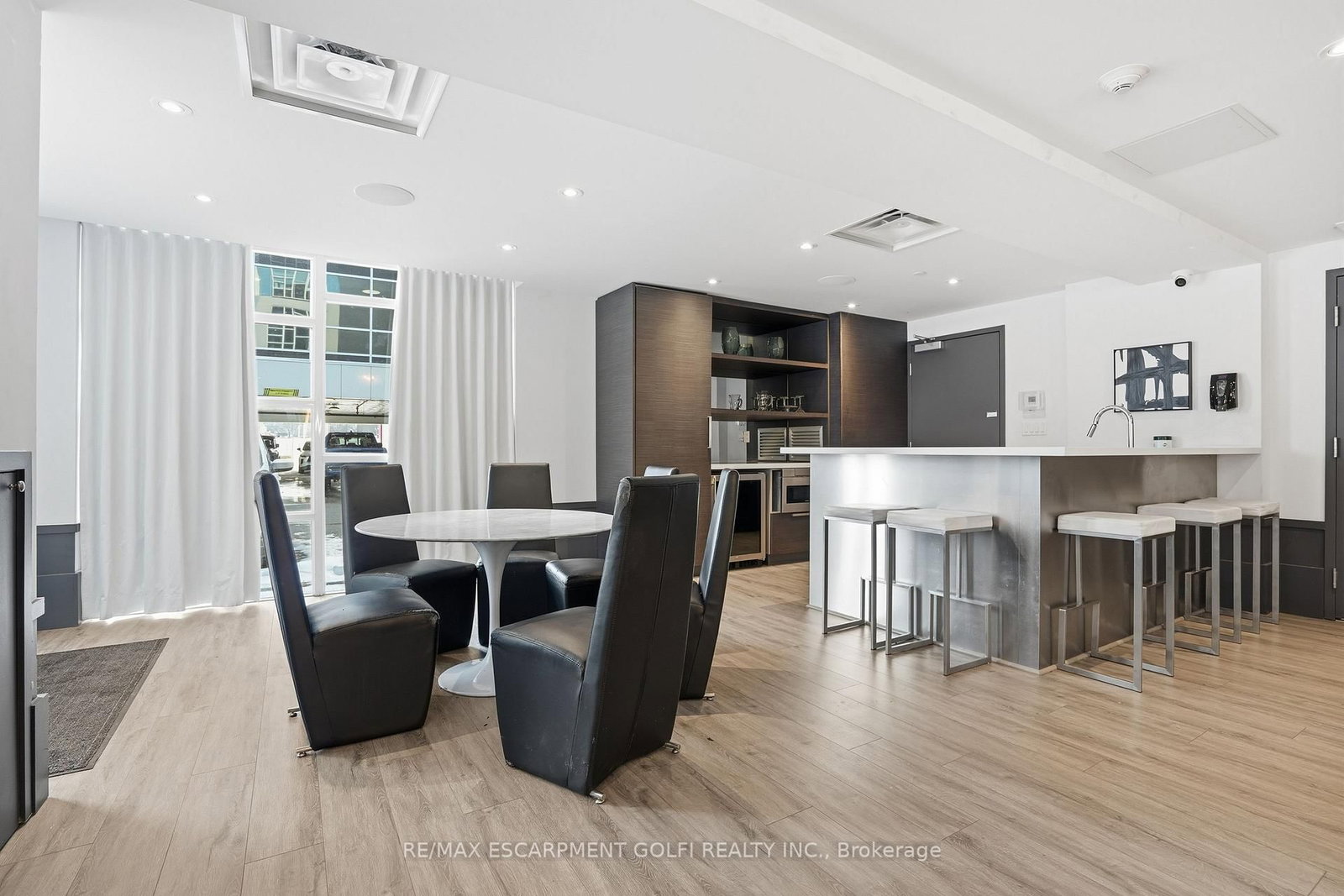 10 Concord Place, Unit 304 - Photo 39