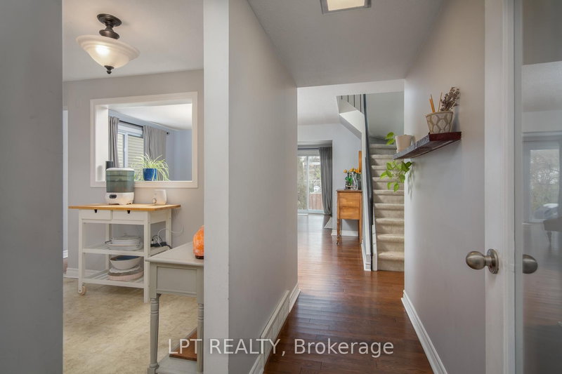 7 Fable St, Ottawa, K2J 2C9 | Image 3