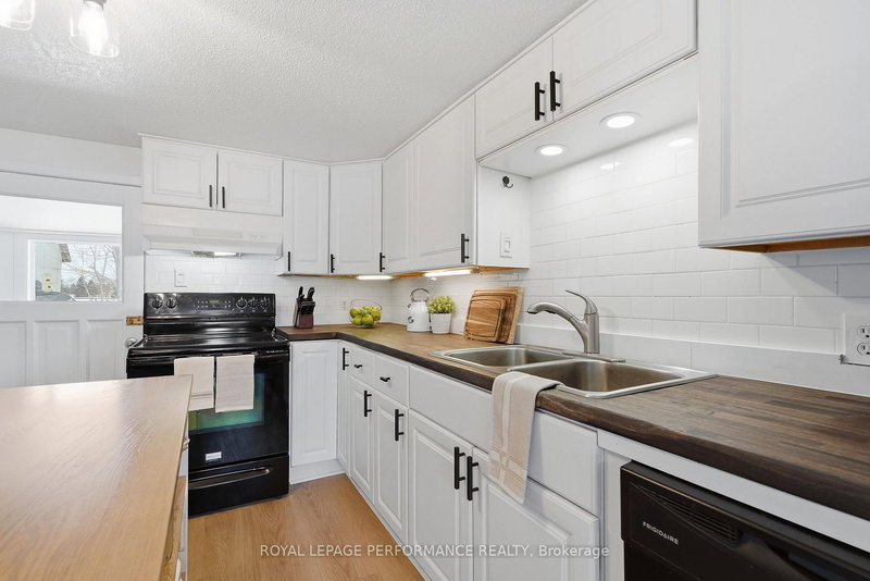 1292 St Jacques Rd, Russell, K0A 1W0 | Image 3