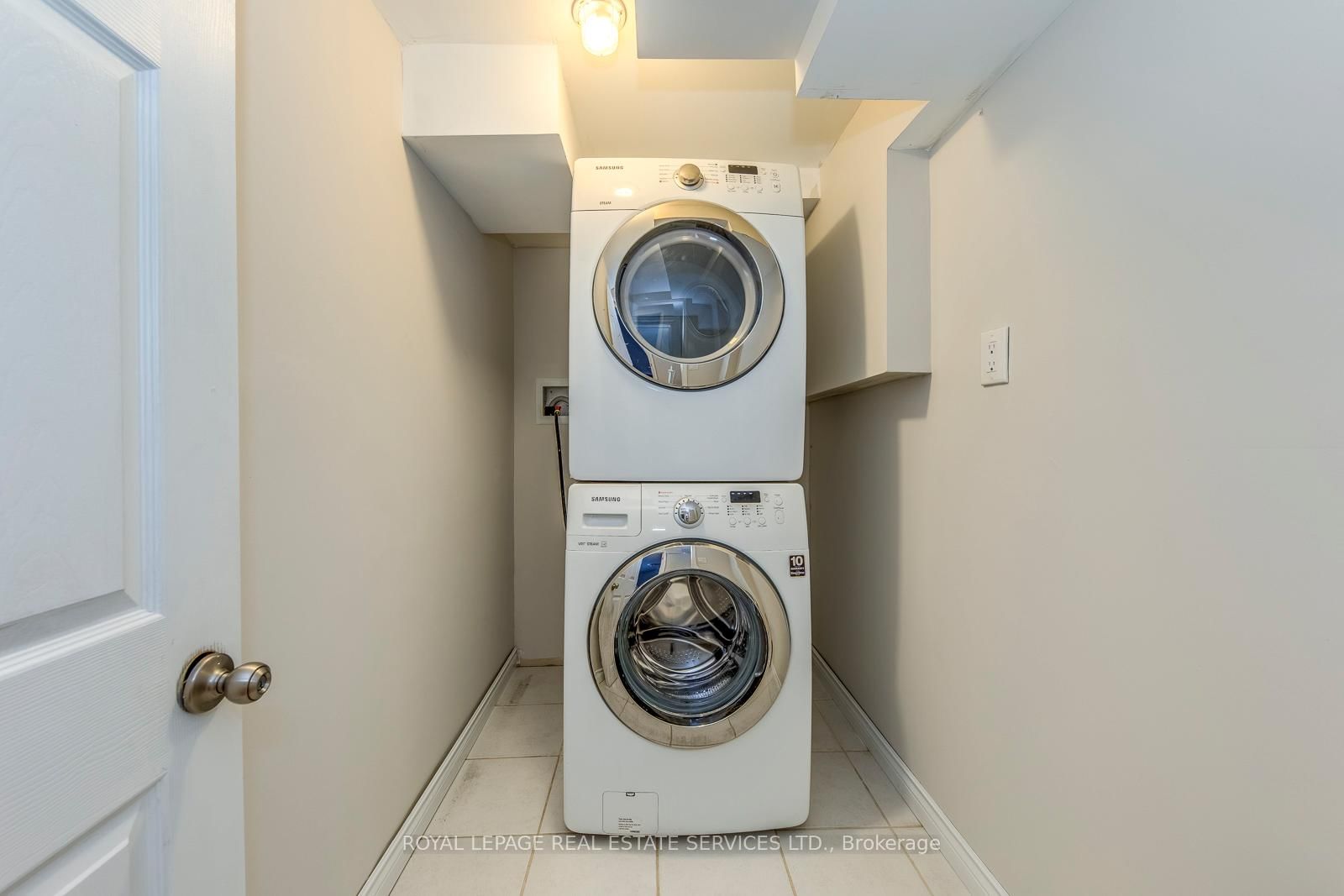 186 Fernwood Crescent - Photo 26