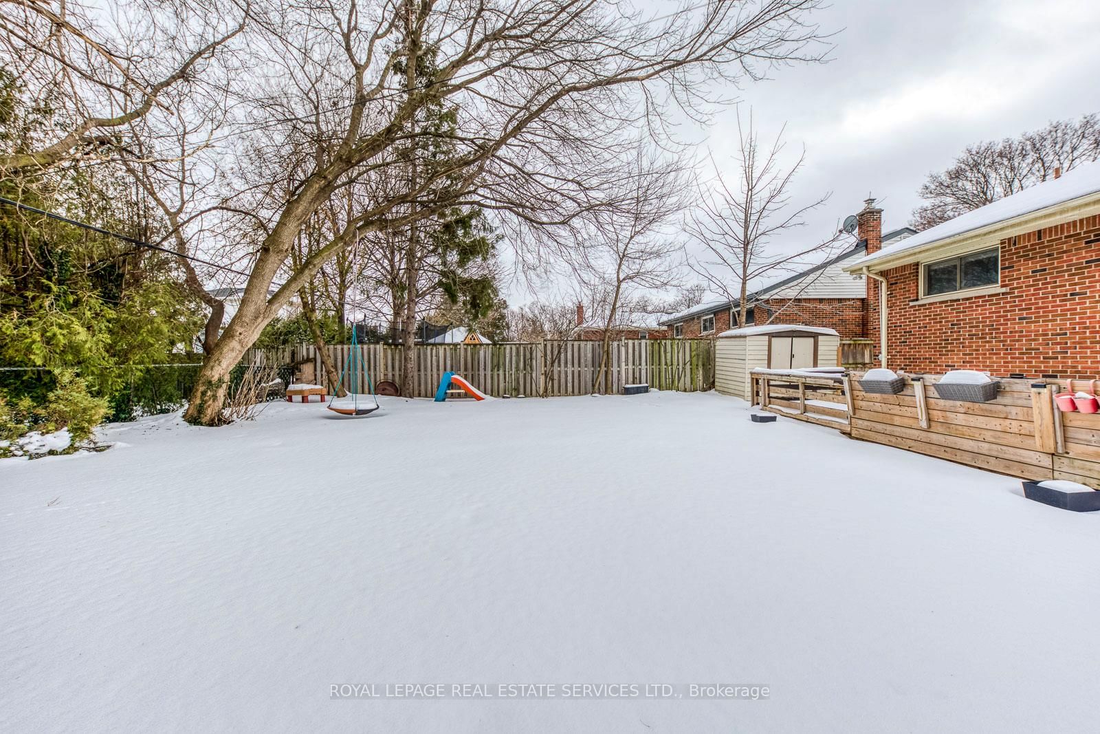 186 Fernwood Crescent - Photo 28