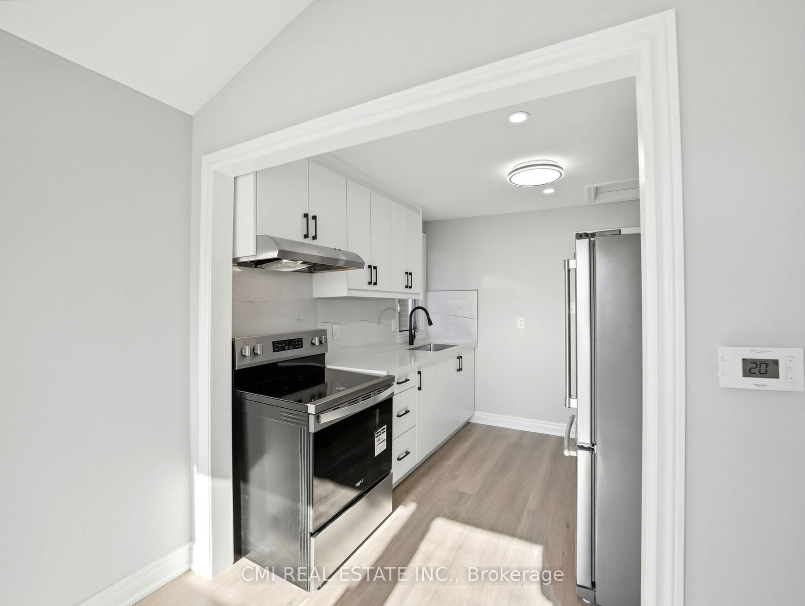 Detached House for sale at 86 Adair Avenue, Hamilton, Ontario, L8K 3S5 - Glenview - MLS: X12994922