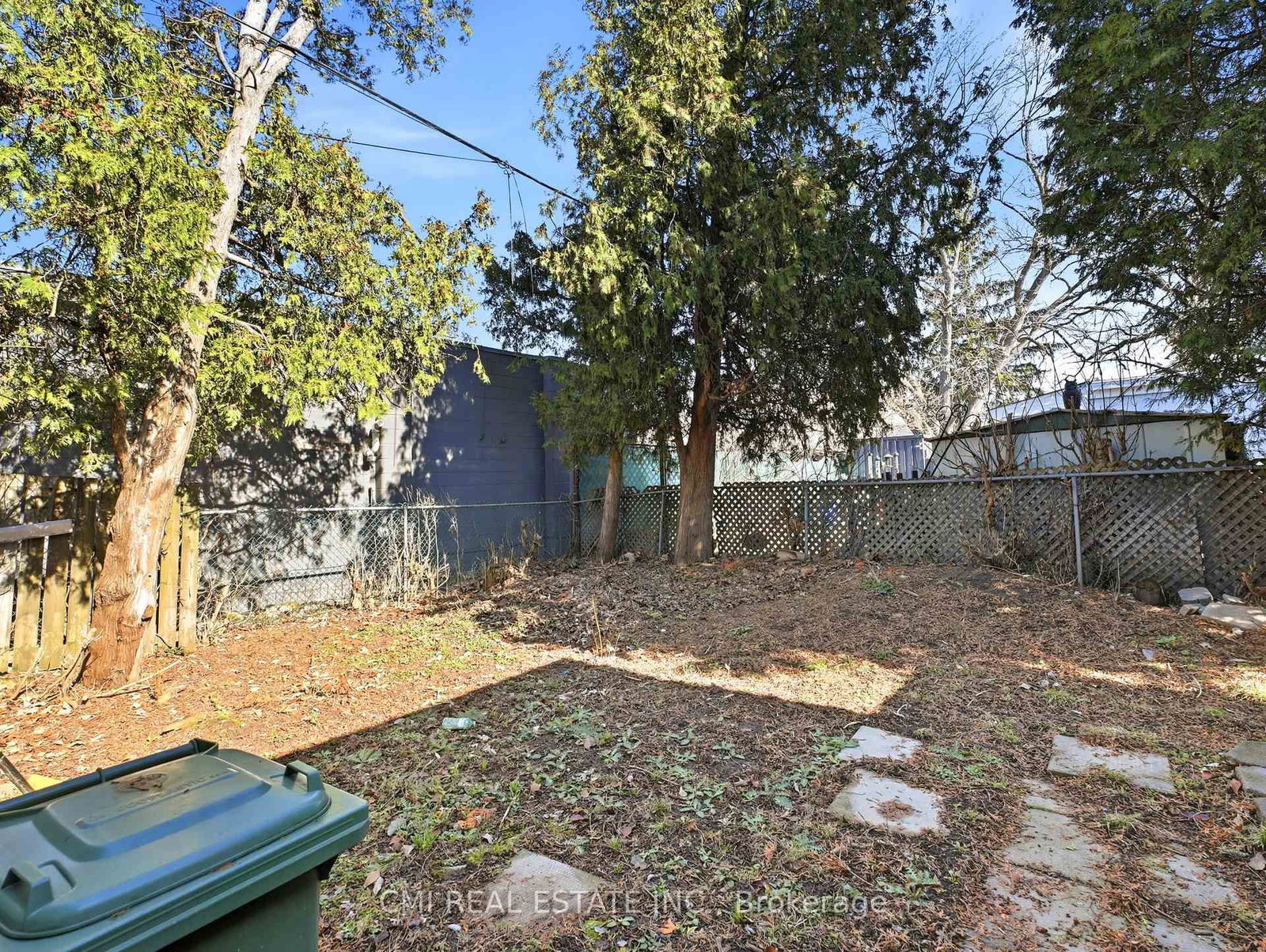 Detached House for sale at 86 Adair Avenue, Hamilton, Ontario, L8K 3S5 - Glenview - MLS: X12994922