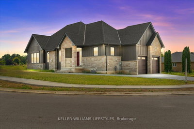 39 EAST GLEN Dr | Lambton Shores | Image