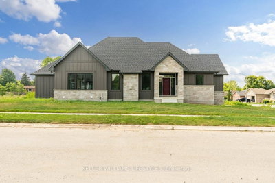 39 EAST GLEN Drive • Lambton Shores, ON photo 2