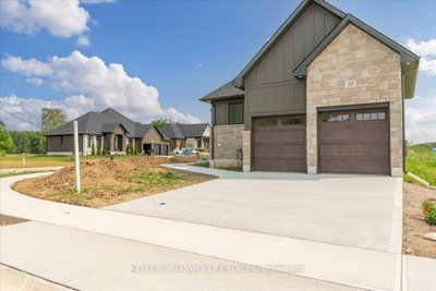 39 EAST GLEN Drive • Lambton Shores, ON photo 4