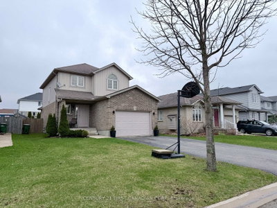 9 Barrett Crescent • St. Thomas, ON photo 2