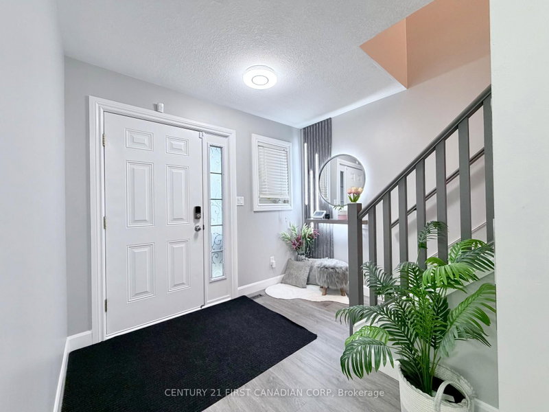 9 Barrett Crescent