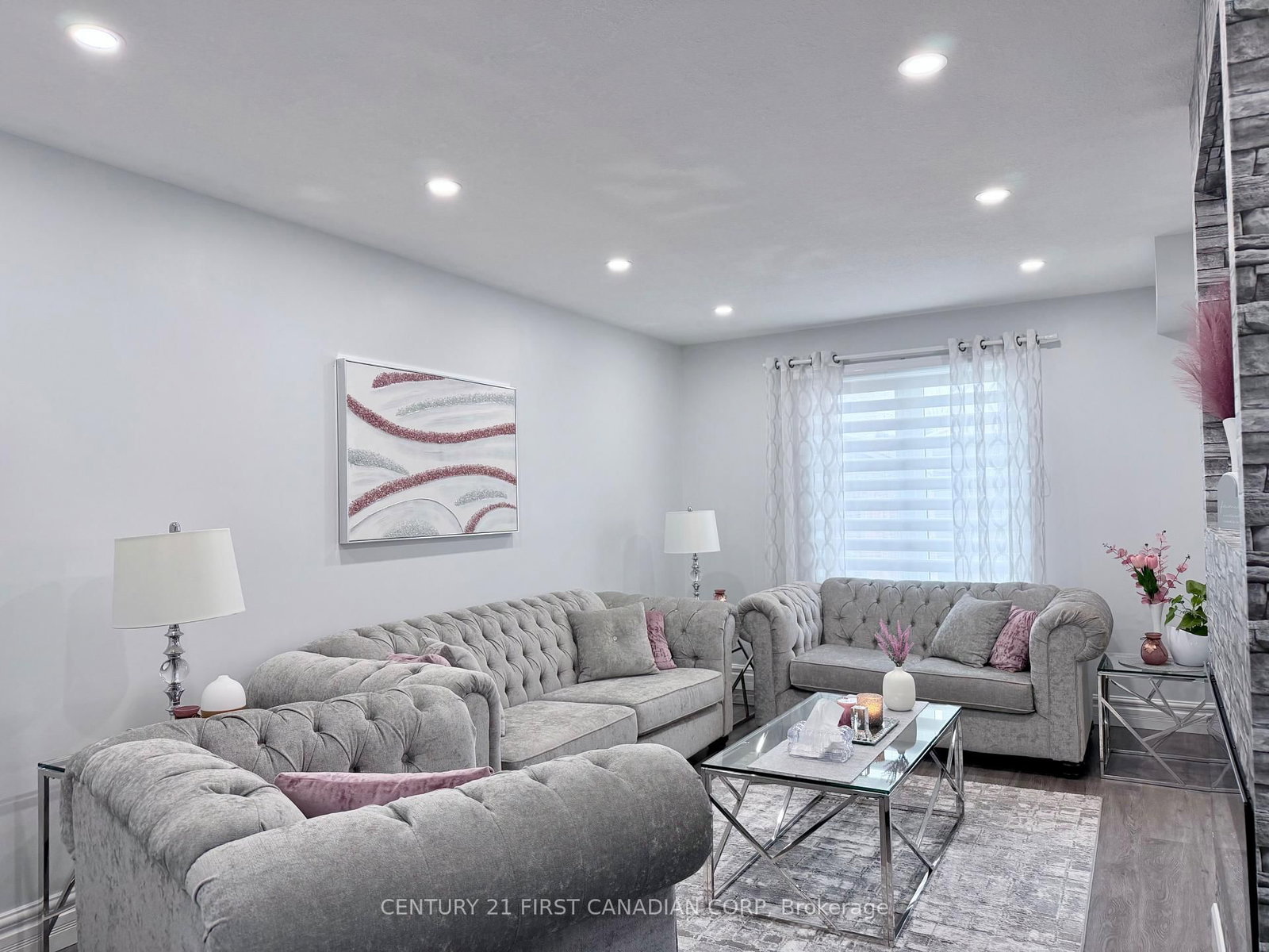 9 Barrett Crescent • St. Thomas, ON photo 4