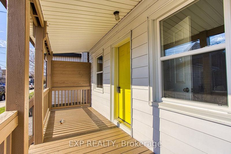 267 Rosslyn Ave N, Hamilton, L8L 7P9 | Image 3