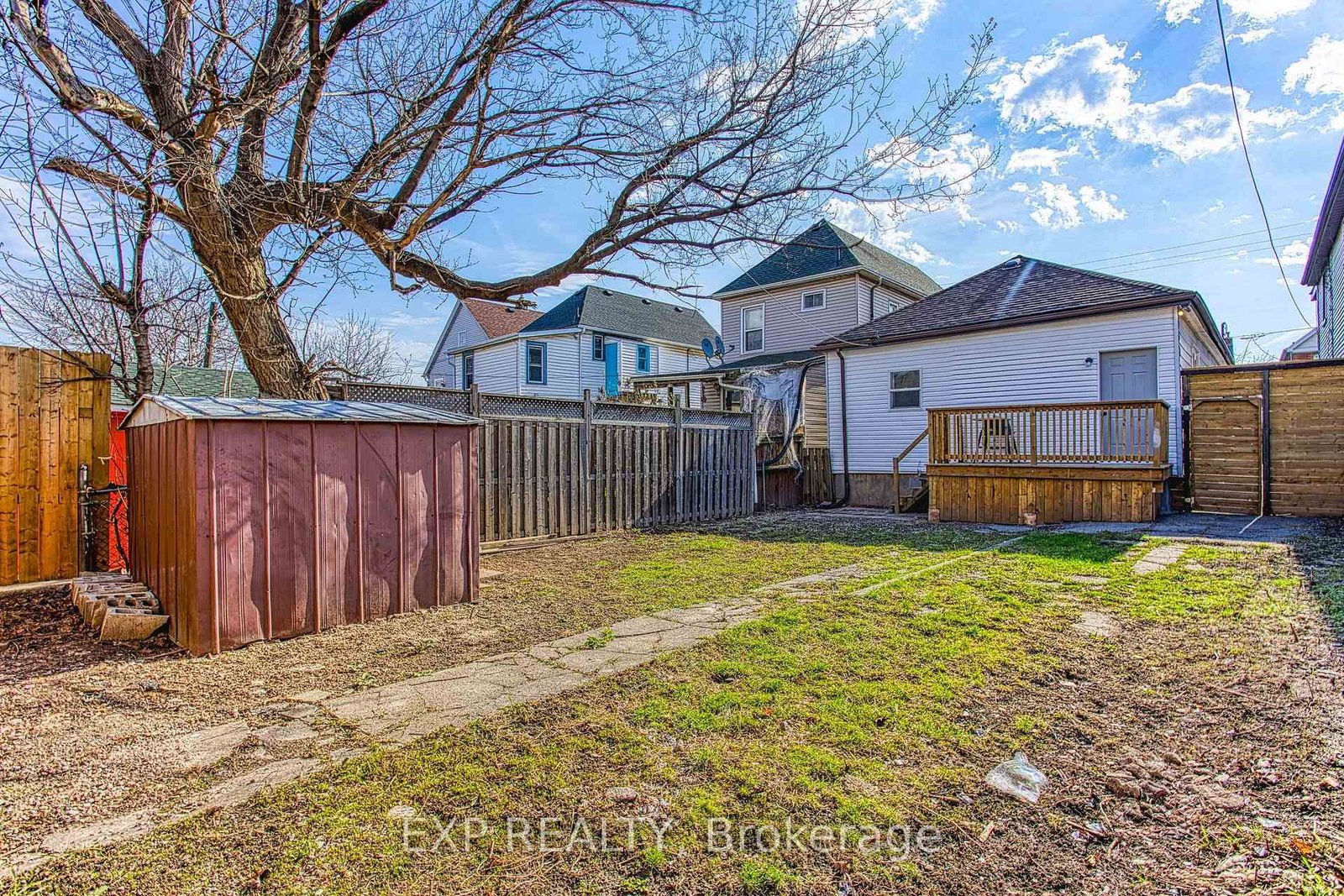 Detached House for sale at 267 Rosslyn Avenue, Hamilton, Ontario, L8L 7P9 - Crown Point - MLS: X12995020