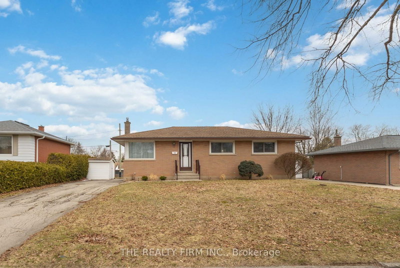 12 Curtis Ave, London South, N5Z 4G1 | Image 2