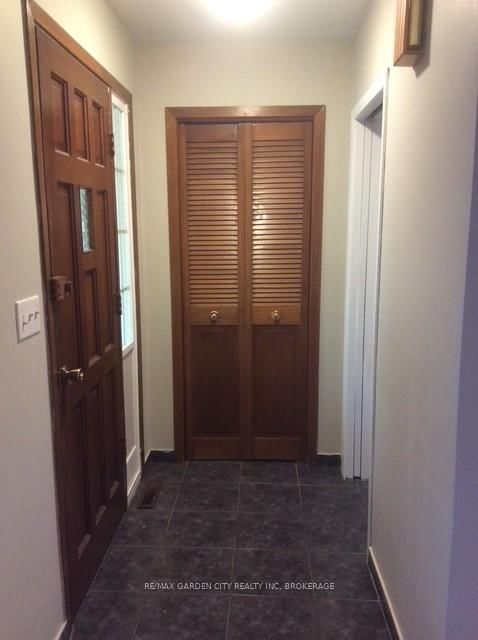 Upper - 43 Dunvegan Rd, St. Catharines, L2P 1H5 | Image 3