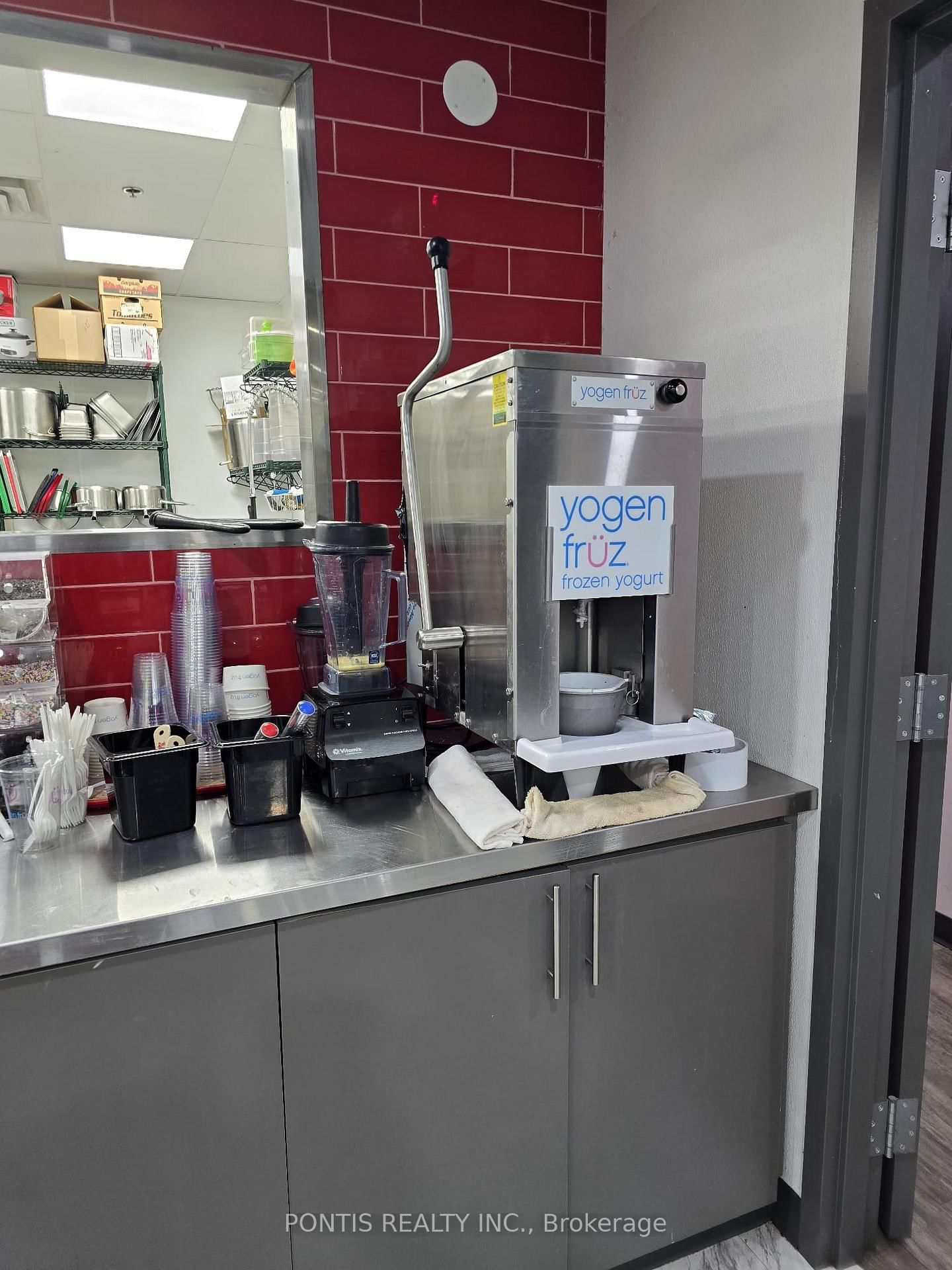 4520 Ontario Street, Unit 12 - Photo 13