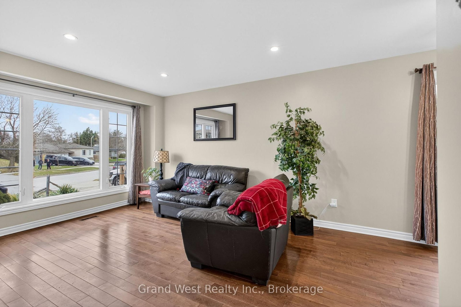 106 Hahn Avenue - Photo 10