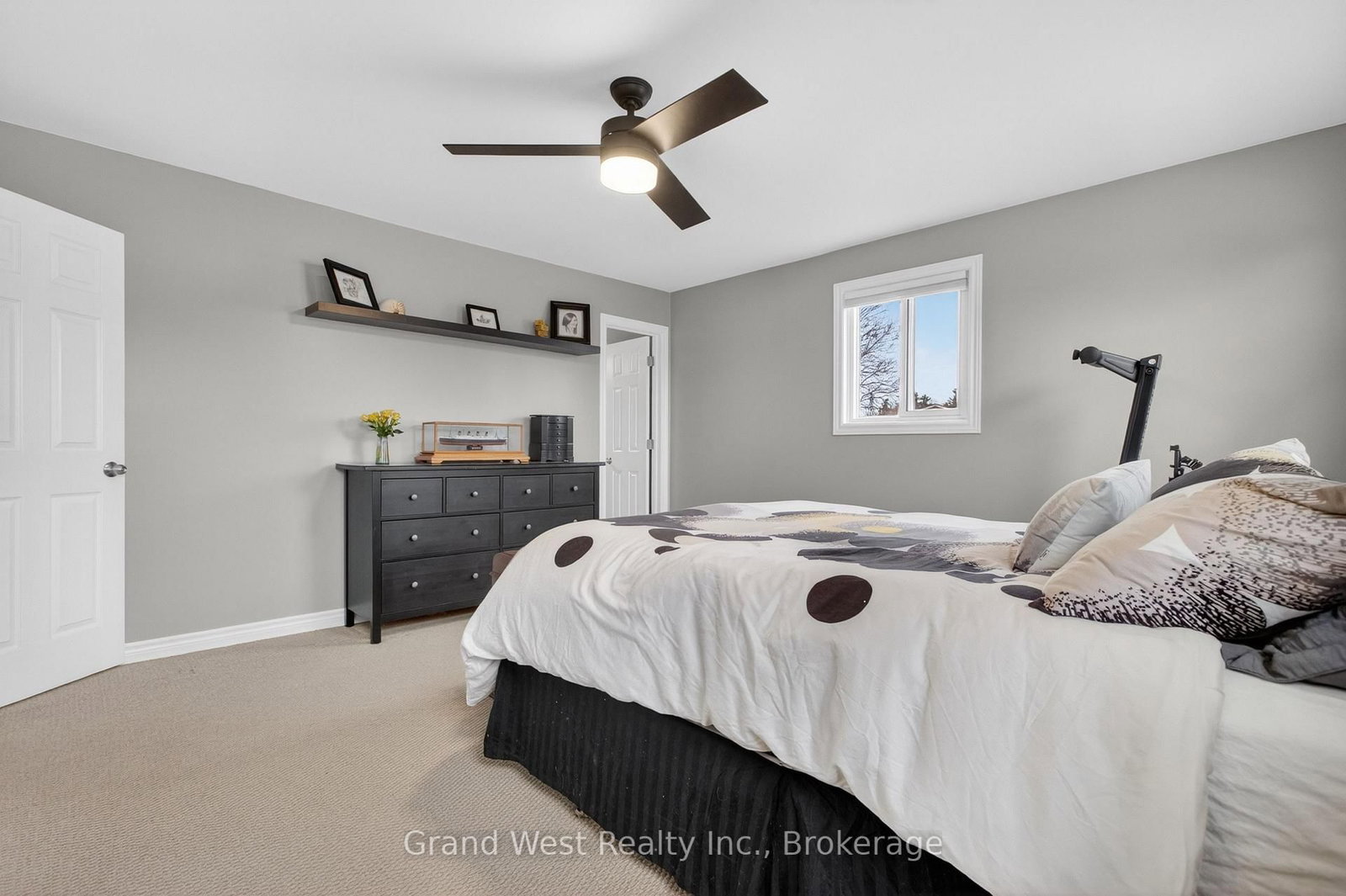 106 Hahn Avenue - Photo 24