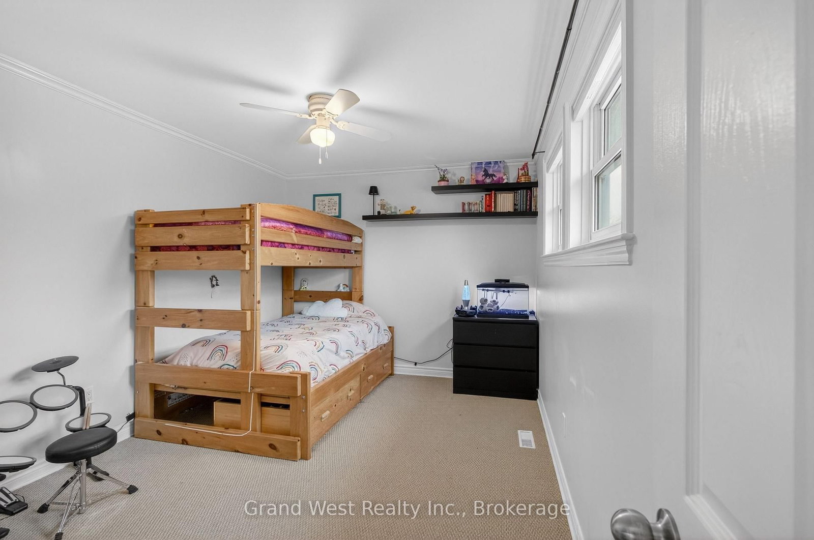 106 Hahn Avenue - Photo 28