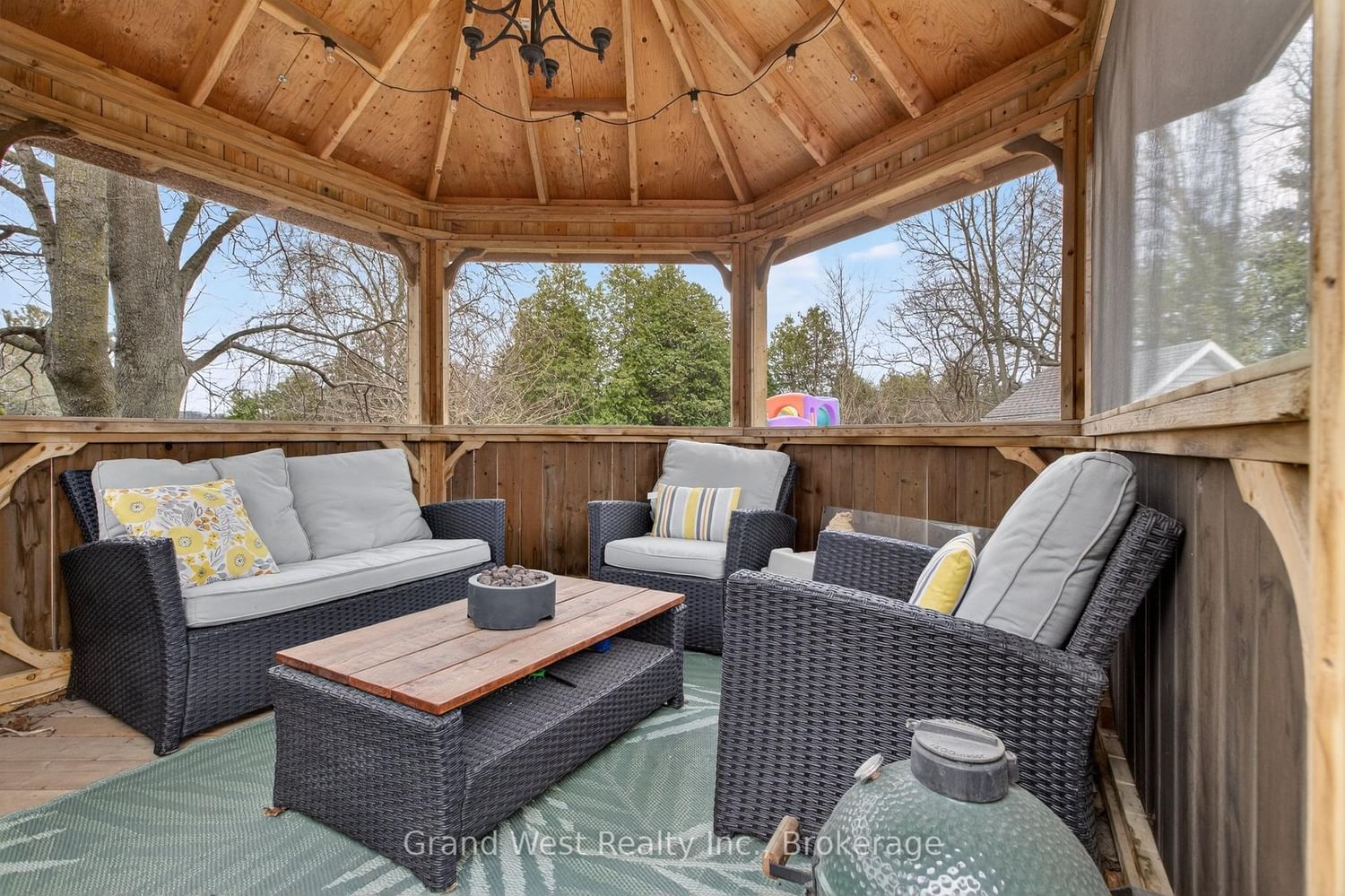 106 Hahn Avenue - Photo 41