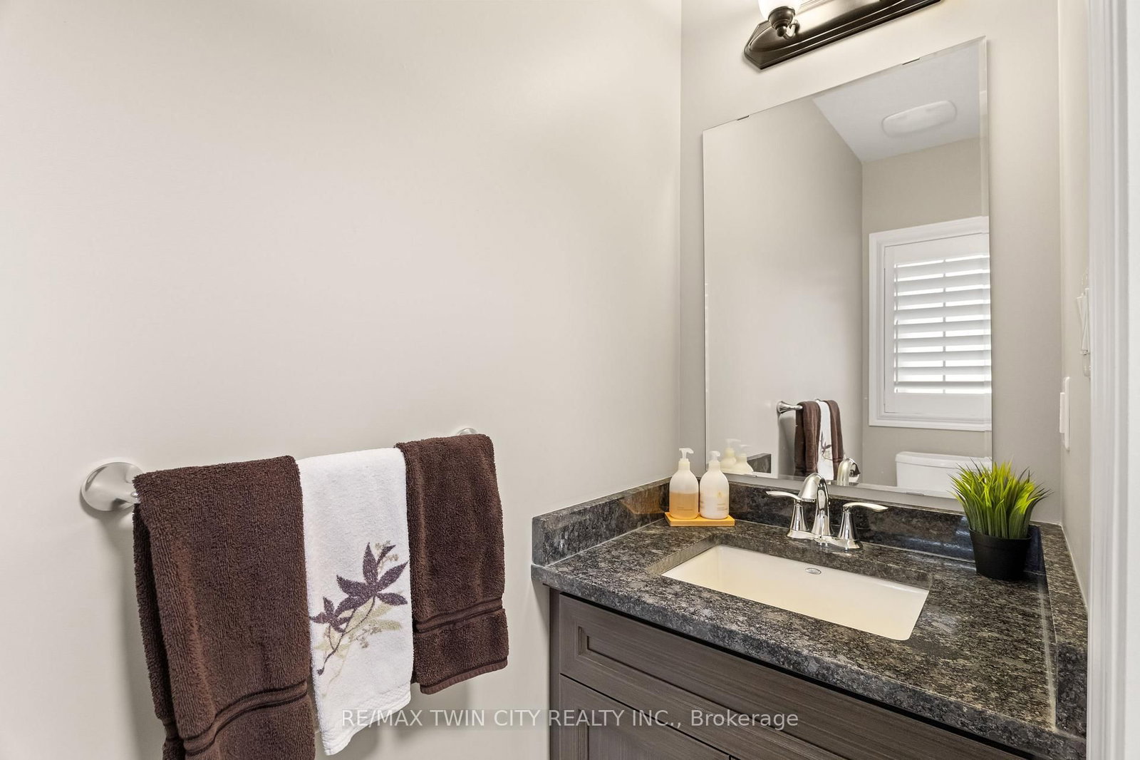 67 Meadowridge Street - Photo 20