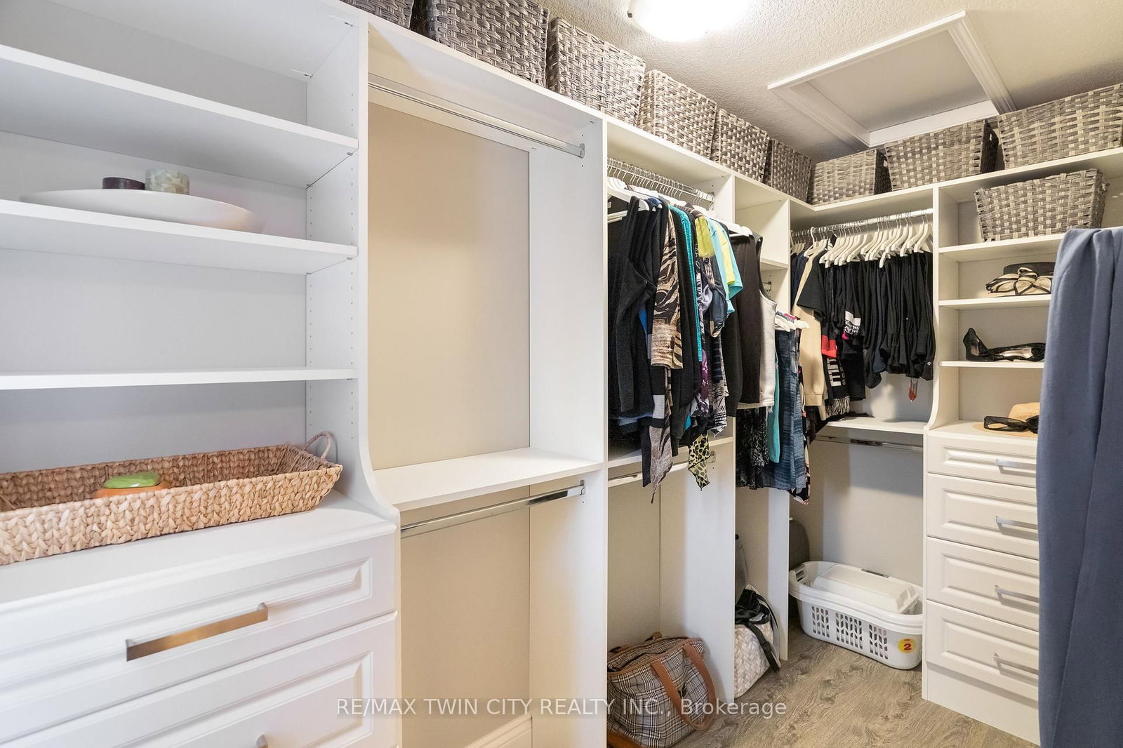 67 Meadowridge Street - Photo 34