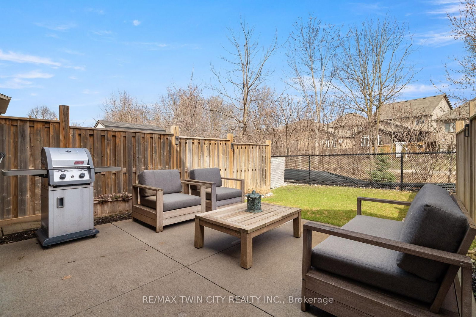 67 Meadowridge Street - Photo 44