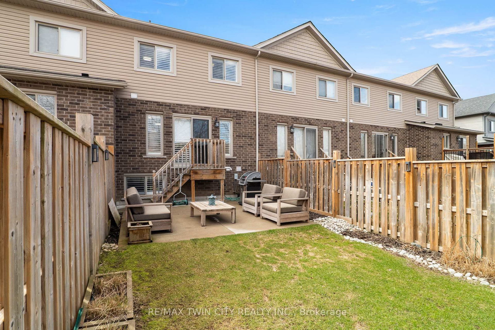 67 Meadowridge Street - Photo 46