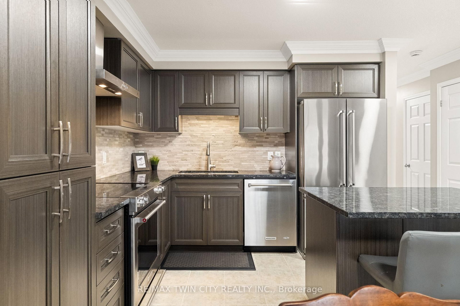 67 Meadowridge Street - Photo 8