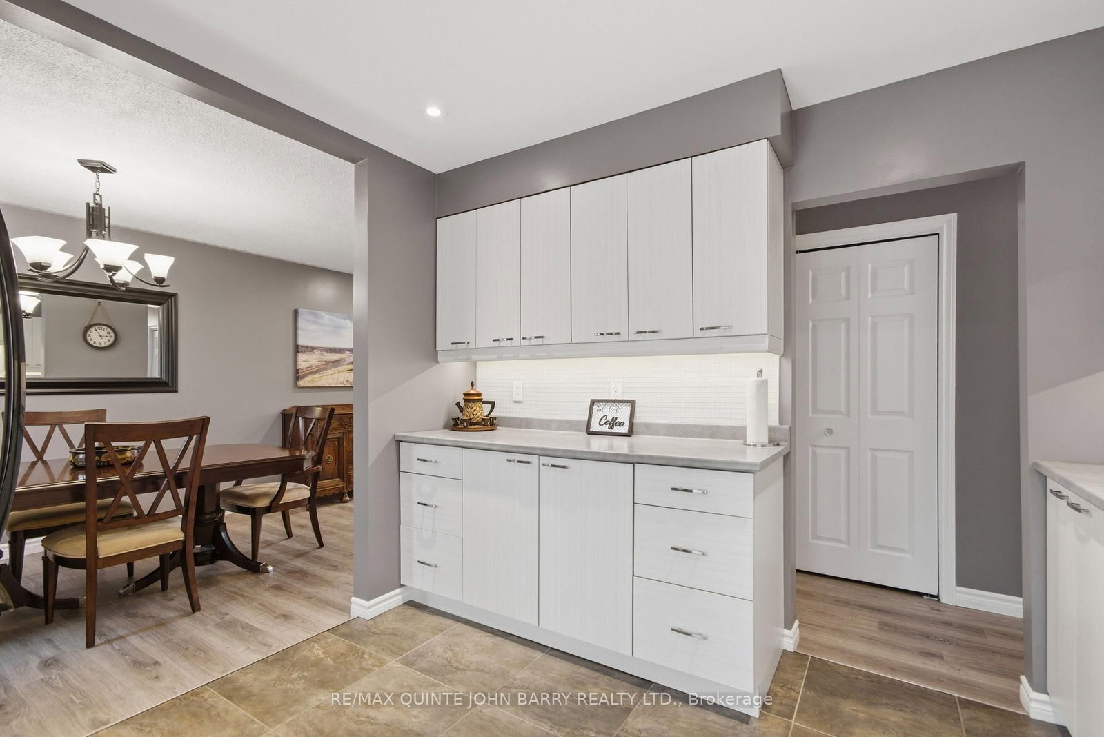 Detached House for sale at 106 Nicholas Street, Quinte West, Ontario, K8V 6B2 - Trenton Ward - MLS: X12995248