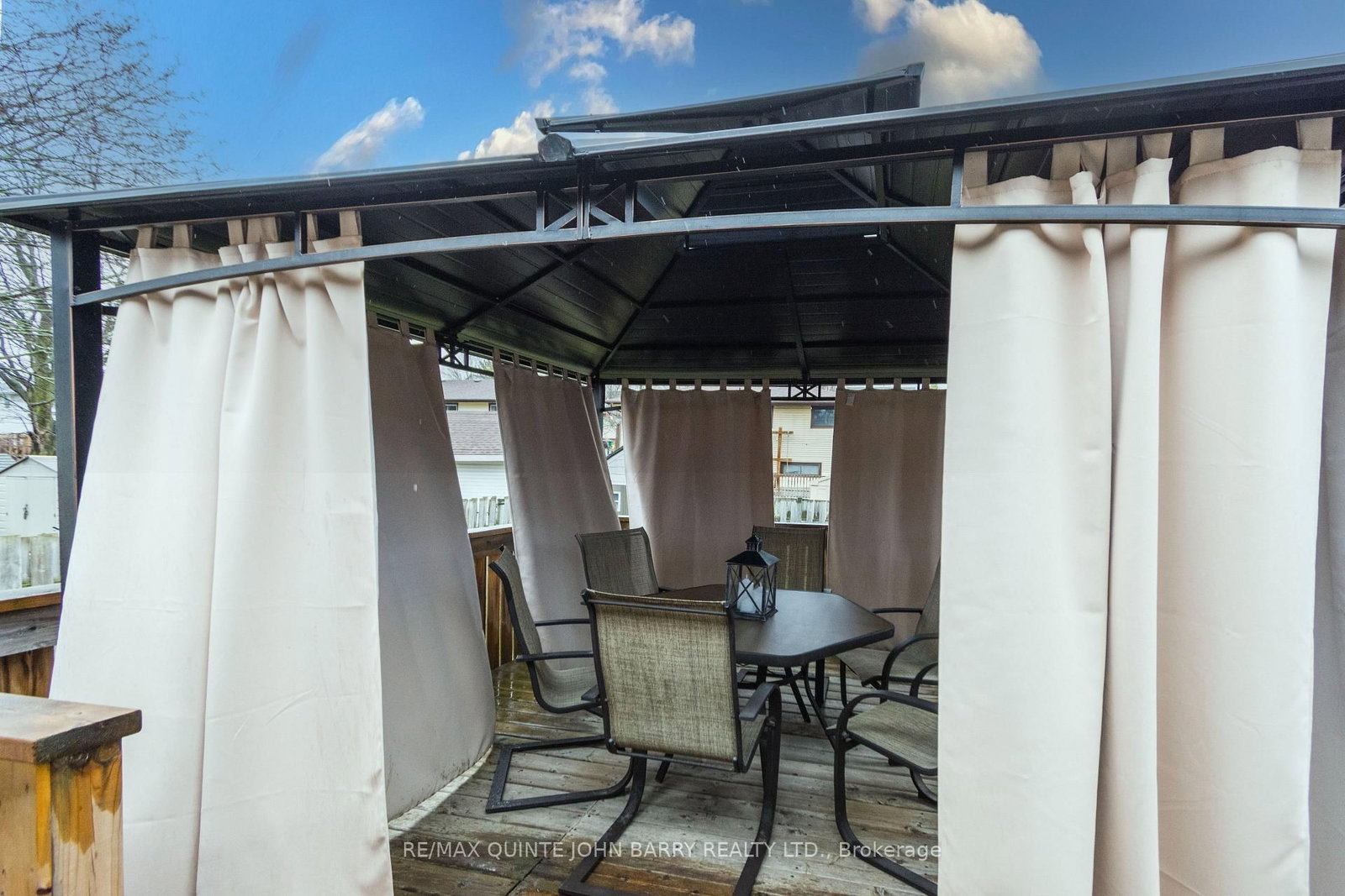 Detached House for sale at 106 Nicholas Street, Quinte West, Ontario, K8V 6B2 - Trenton Ward - MLS: X12995248