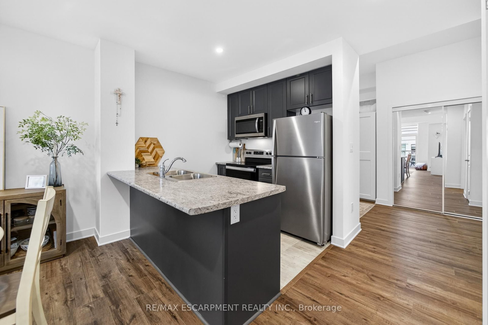 460 Dundas Street E, Unit 1213 - Photo 13
