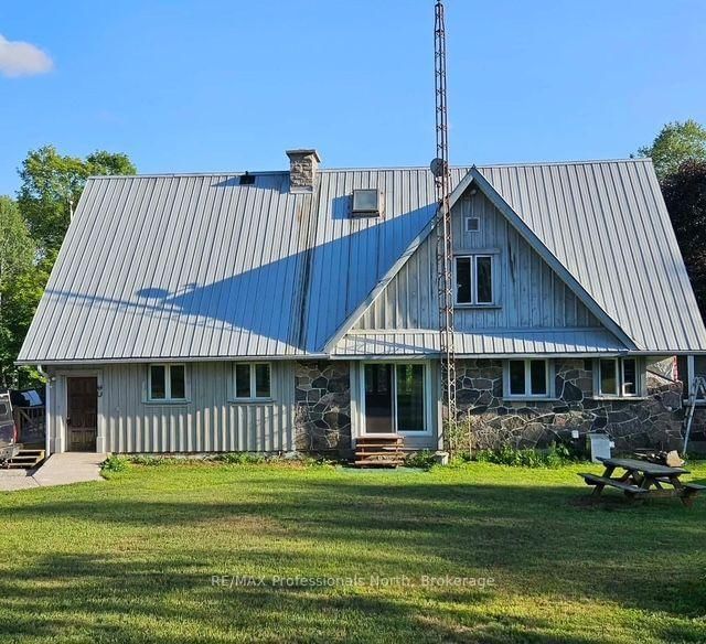 2481 North Shore Road • Algonquin Highlands, ON photo 43