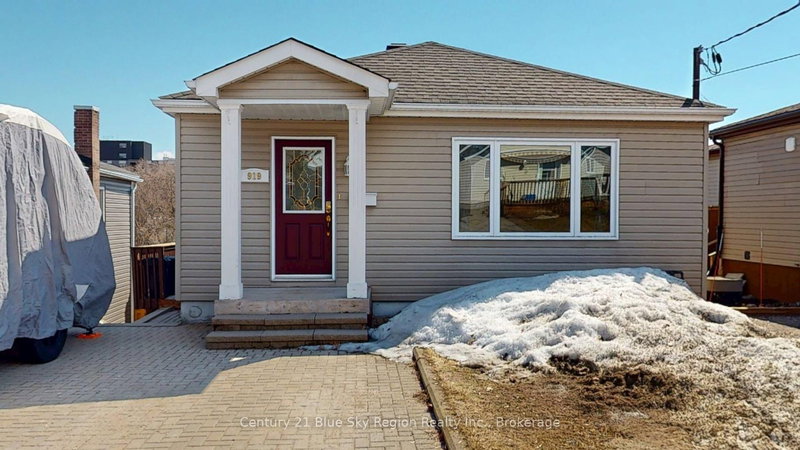 home for sale on 919 Eva Street