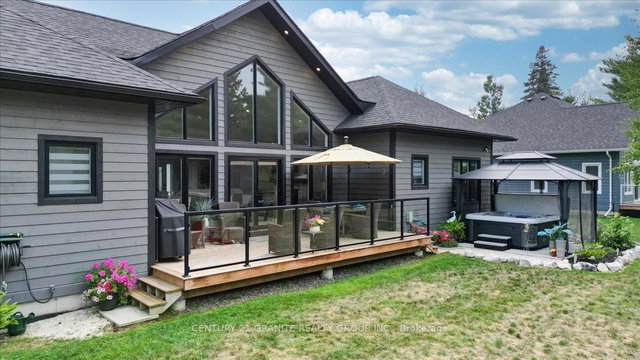 9 Bancroft Ridge Drive