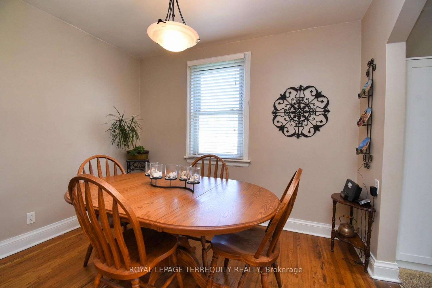 Detached House for sale at 63 West 1st Street, Hamilton, Ontario, L9C 3C2 - Bonnington - MLS: X12995522