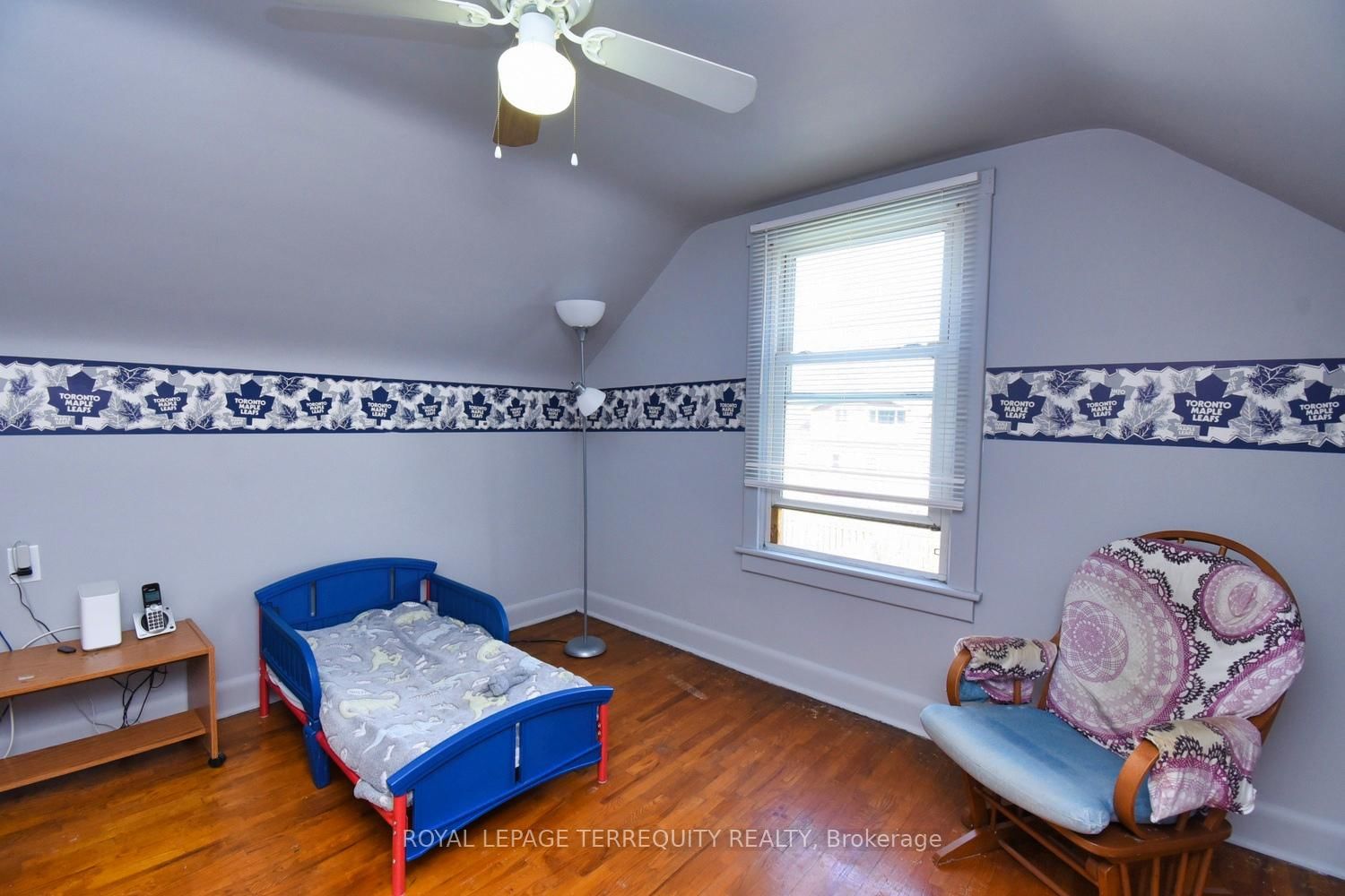 Detached House for sale at 63 West 1st Street, Hamilton, Ontario, L9C 3C2 - Bonnington - MLS: X12995522