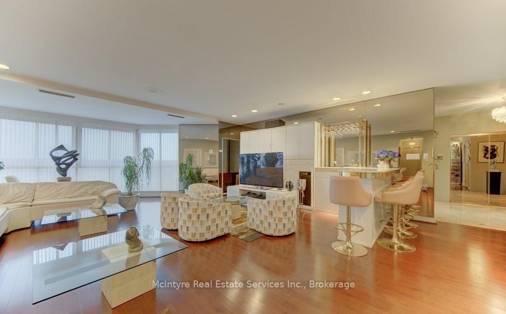 265 Westcourt Place, Unit PH9 - Photo 11