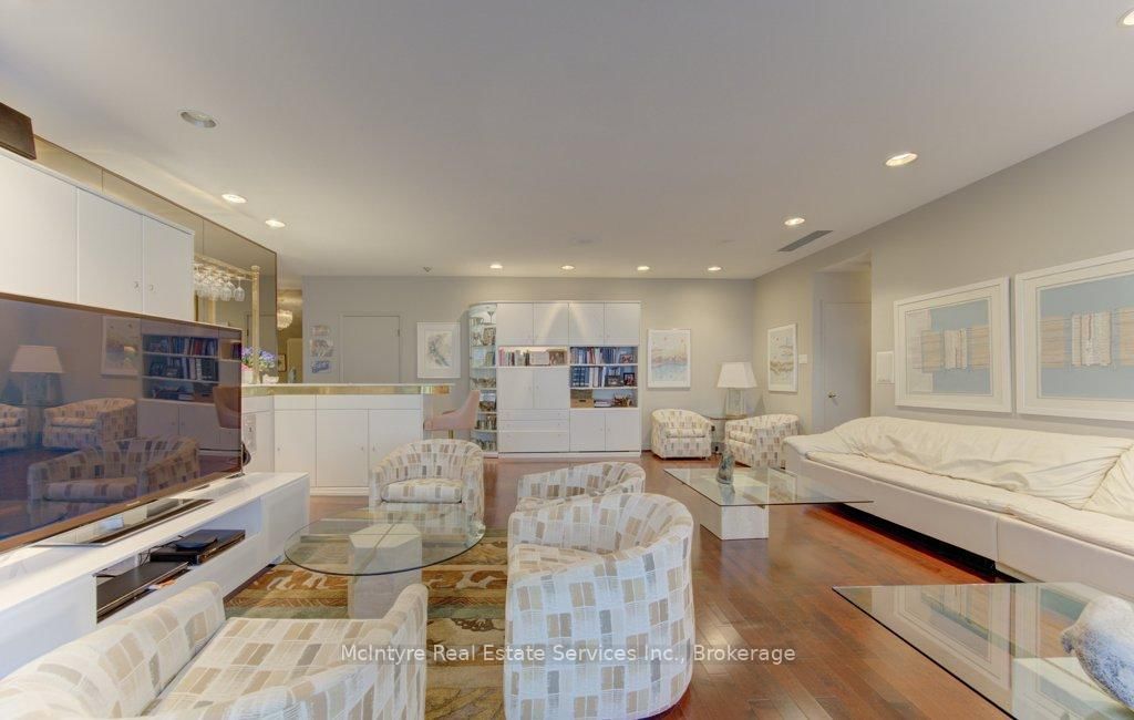 265 Westcourt Place, Unit PH9 - Photo 13