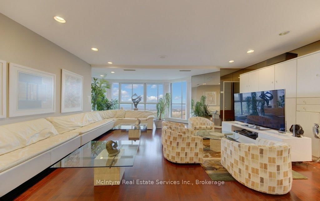 265 Westcourt Place, Unit PH9 - Photo 19