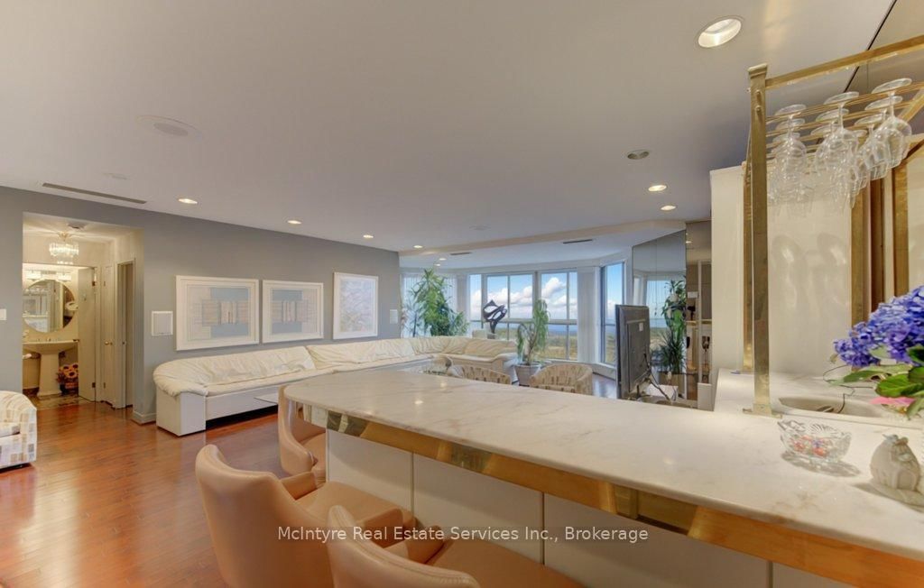 265 Westcourt Place, Unit PH9 - Photo 24