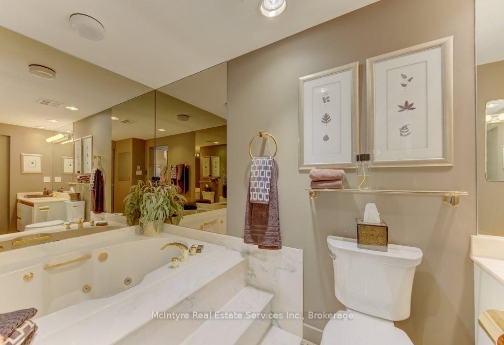 265 Westcourt Place, Unit PH9 - Photo 49