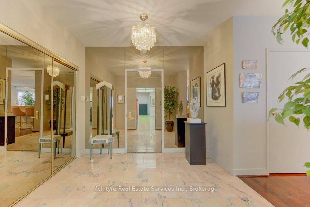 265 Westcourt Place, Unit PH9 - Photo 6