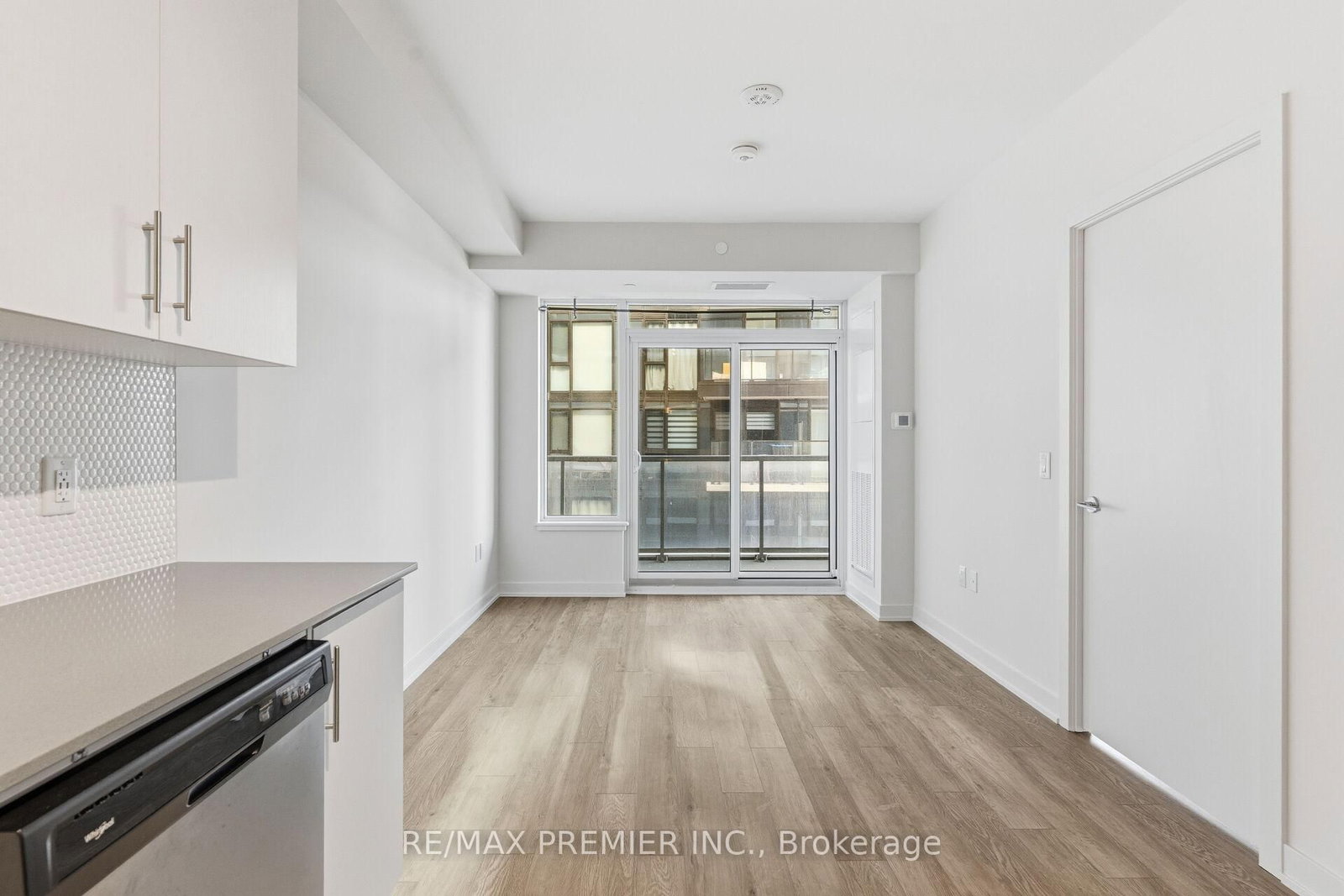 Condo for sale at 914-212 King William Street, Hamilton, Ontario, L6R 3N9 - Beasley - MLS: X12995624