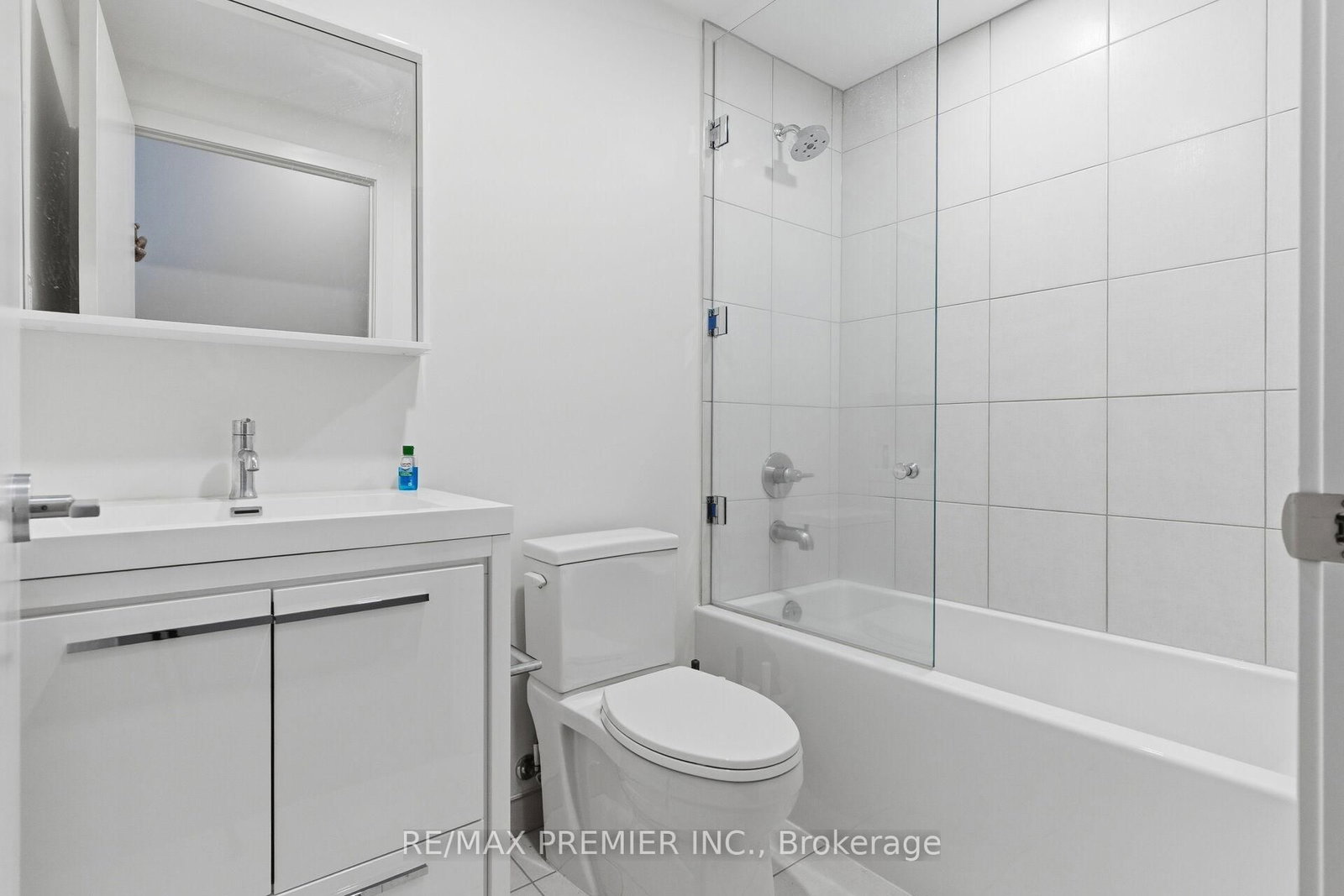 Condo for sale at 914-212 King William Street, Hamilton, Ontario, L6R 3N9 - Beasley - MLS: X12995624